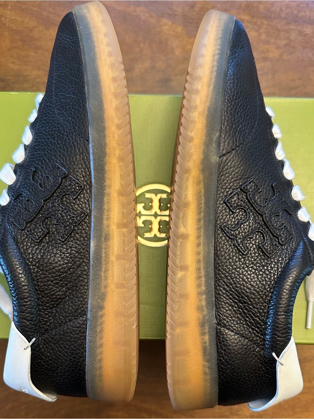 Tory Burch Phoenix Sneaker Tumbled Leather Black/Purity Trainers EU 38.5 US 8.5 - Picture 10 of 12